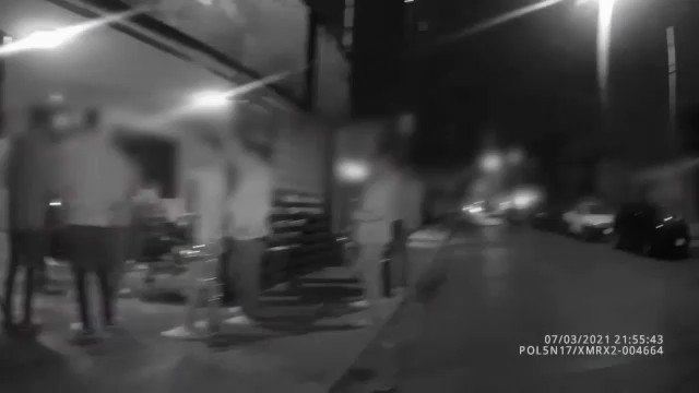 Un hombre fue detenido después de que atacó a balazos a varios policías que acudieron a suspender su fiesta en Guadalupe, NL. Se encontraban al menos 70 invitados. 