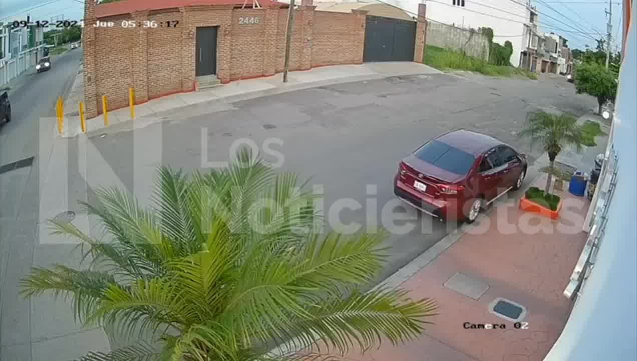 Wideo przedstawiające atak na meksykańskich żołnierzy w Culiacán, Sinaloa. Źródło: @noticieristas