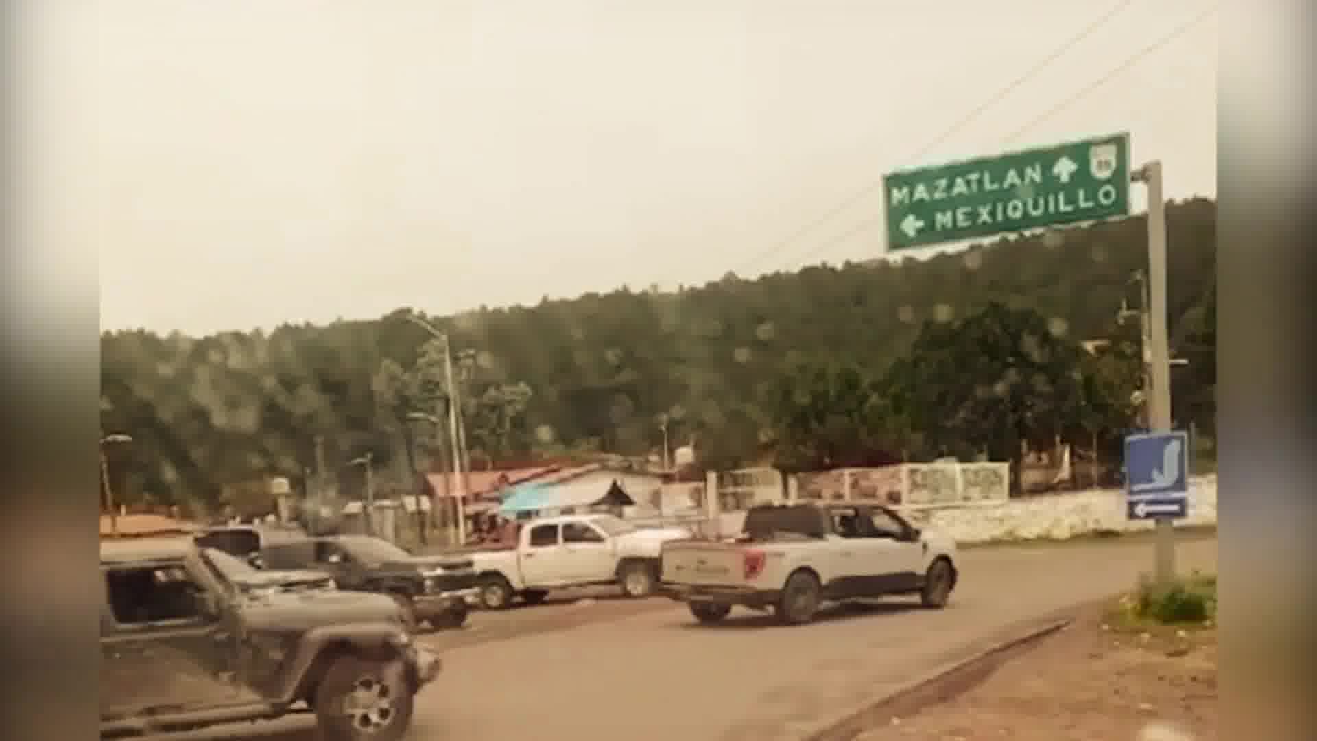 La vidéo montre le convoi à Durango se préparant à partir pour la confrontation au milieu de la guerre civile du cartel de Sinaloa