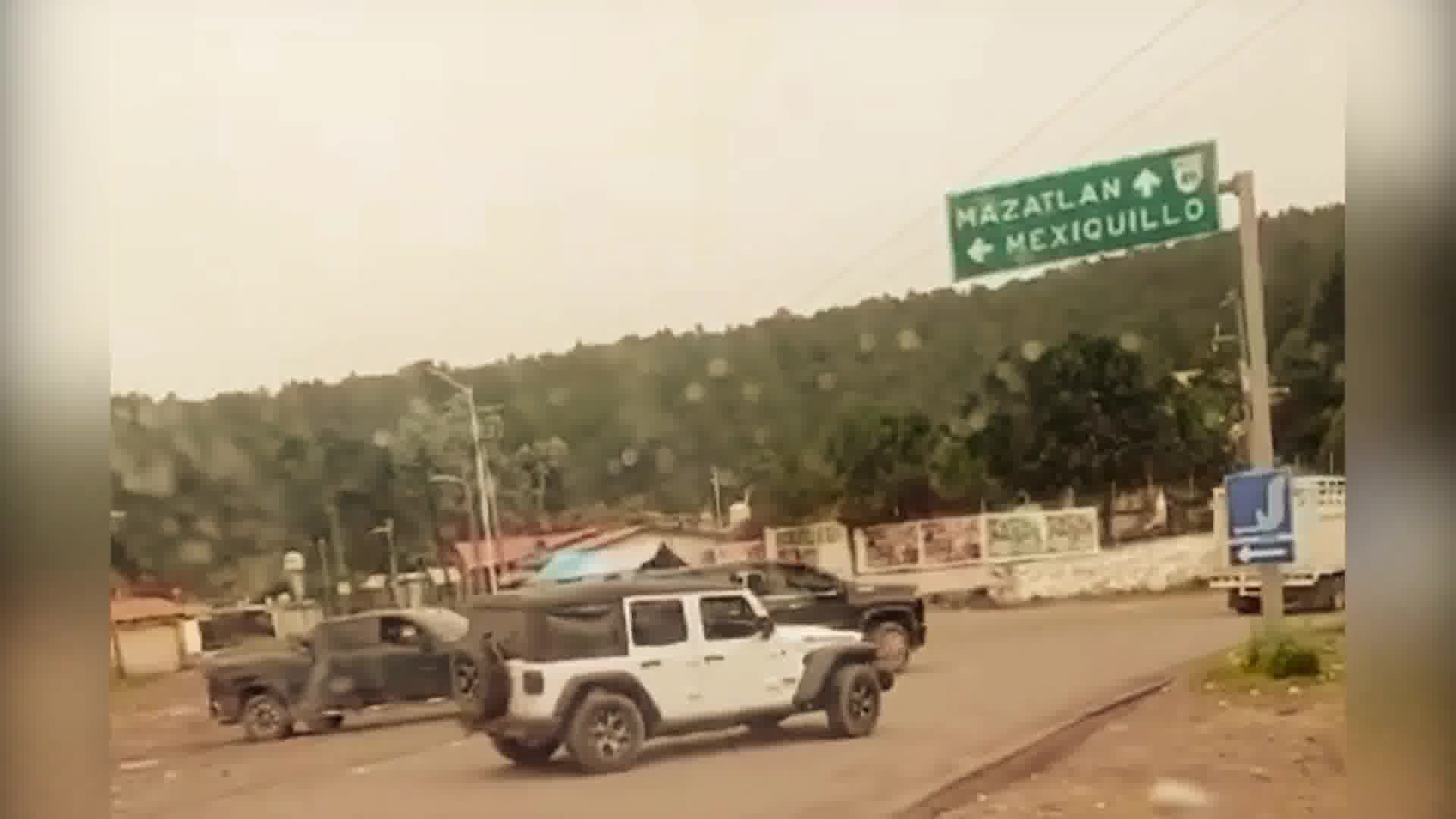 La vidéo montre le convoi à Durango se préparant à partir pour la confrontation au milieu de la guerre civile du cartel de Sinaloa