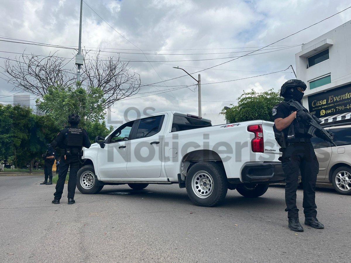 Se registra operativo de la FGR en Villas del Río en Culiacán