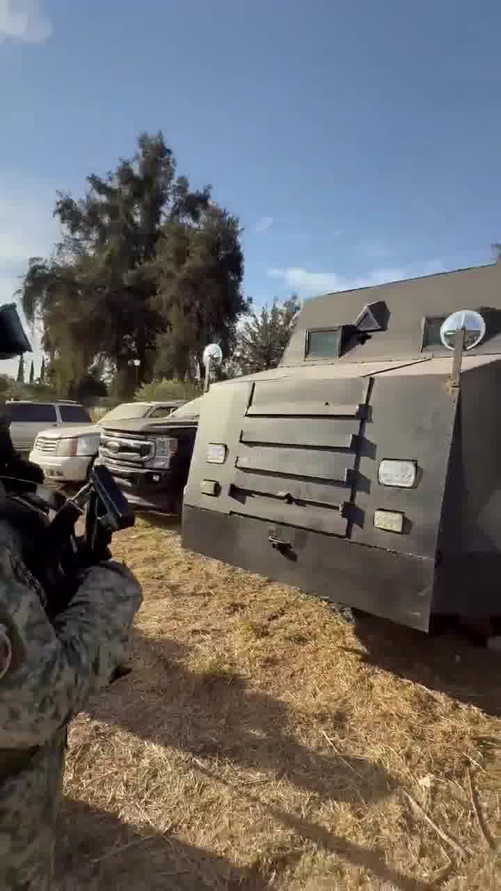 Mexican authorities seized multiple up-armored vehicles in Villa Hidalgo and Teocaltiche, Jalisco