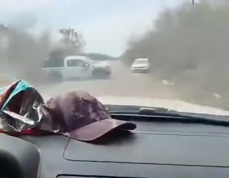 Another shootout between ELOTA and TANQUE carr from #Sinaloa north of #Mazatlan They record themselves shooting at their opponents