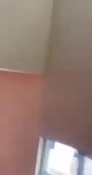 El cártel del norte de México, Los Salazares, asalta un punto de venta de drogas de un cártel rival en Guaymas, Sonora.