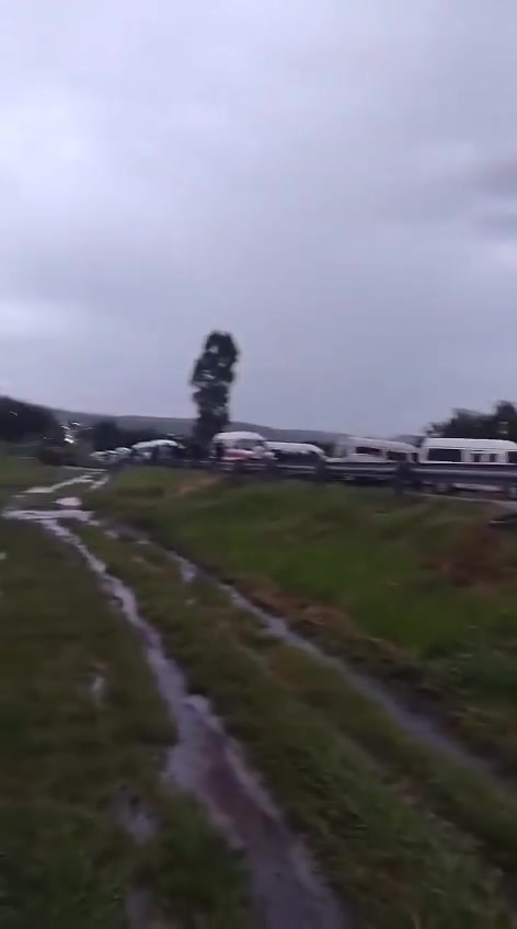 Taxi drivers set fire to a bus during a protest in Zinapécuaro.