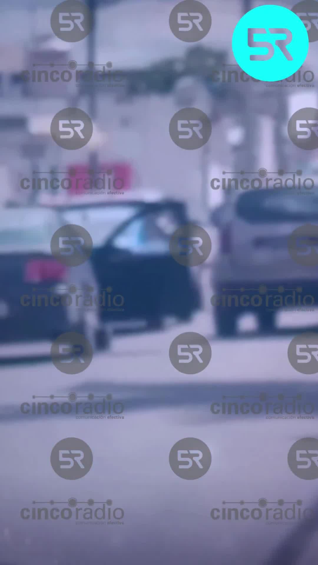 In Acajete, an armed group kidnapped Marco Antonio, 24, while he was traveling with his wife and 4-month-old son. When he resisted, he was shot and forced into a pickup truck along with the vehicle he was traveling in.