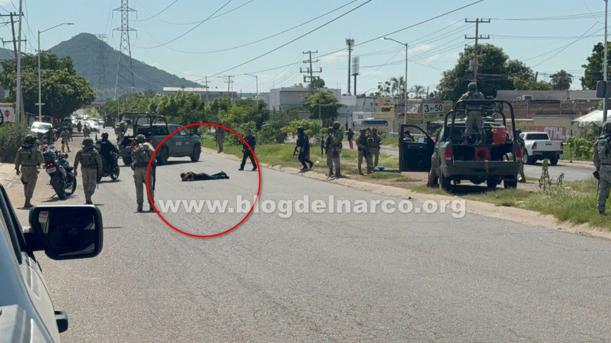 In Culiacán, Federal and State Forces intercepted hitmen who had kidnapped an escort of Governor Rubén Rocha Moya, confronted them, killed a gunman and wounded and arrested two others.