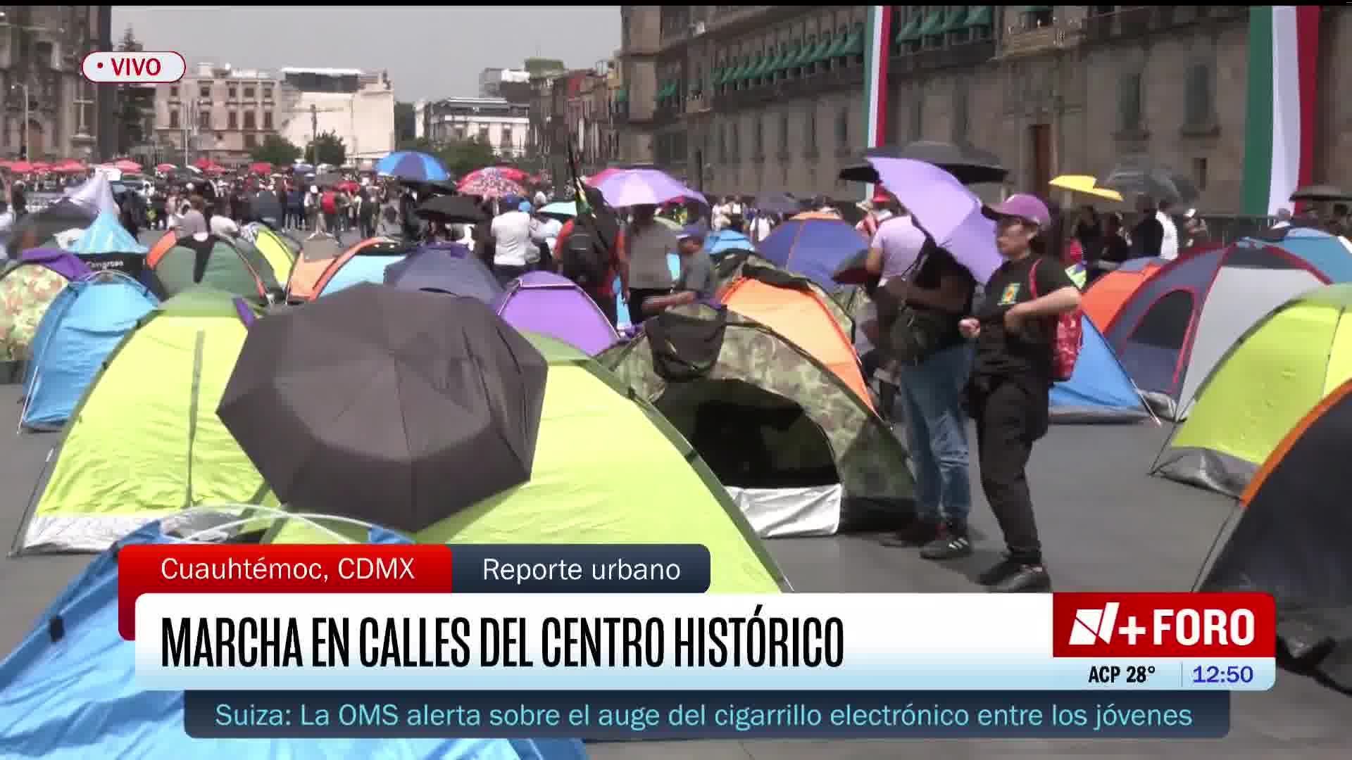 Protesters set up camp in Mexico City's Zócalo to demand decent housing on World Homeless Day; they are asking for support to guarantee homes for those living on the streets.