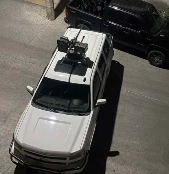 Mexican authorities detected two up-armored vehicles armed with remote controlled .50 cals in Teocaltiche, Jalisco. This area sees regular clashes between CJNG and Mario Gonzalez of the Sinaloa Cartel (had connections with Chapitos but possibly seitched to MF. Source: @DominioPblico3