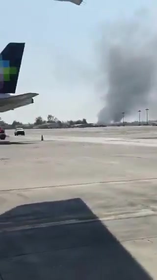 Chaos at Guadalajara Airport after the death of El Mencho; the CJNG thugs have threatened to attack  civilians.